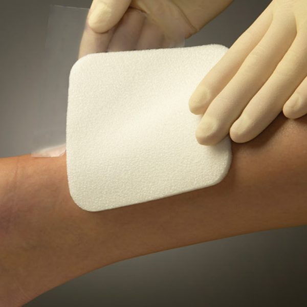 Curativo de Espuma de Silicone Absorvente Mepilex 15x15 Unidade - Imagem 7